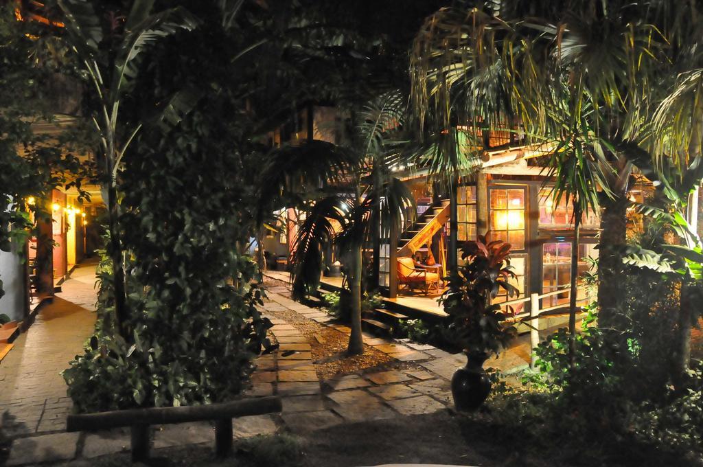 Hotel Pousada Katmandu Maresias Exteriör bild